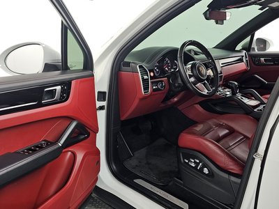PORSCHE CAYENNE - 10