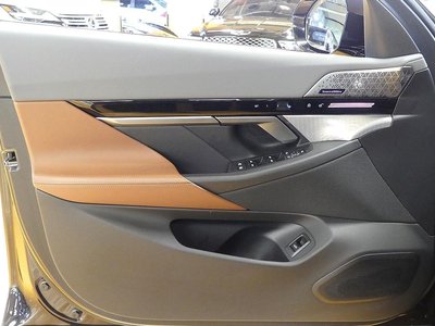 2024 BMW 5 SERIES thumbnail 11