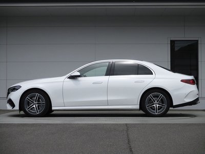 MERCEDES-BENZ E-CLASS - 5