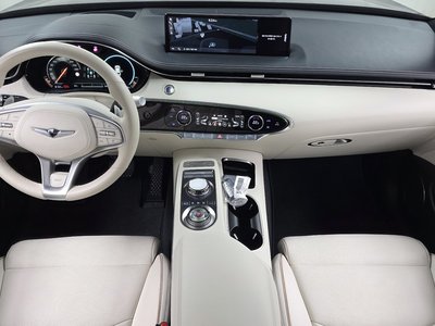 GENESIS ELECTRIFIED GV70 - 5