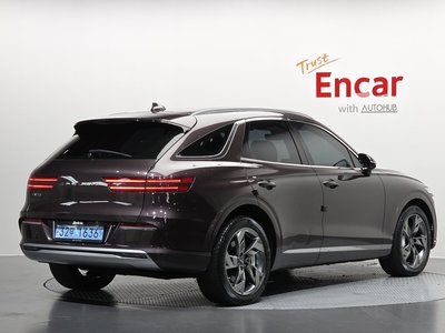 GENESIS ELECTRIFIED GV70 - 3