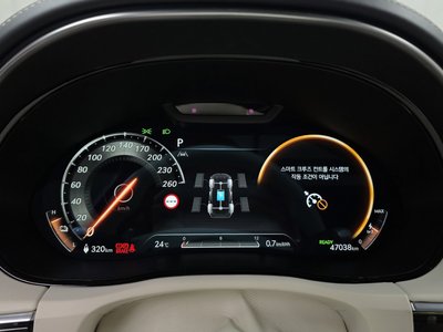GENESIS ELECTRIFIED GV70 - 8