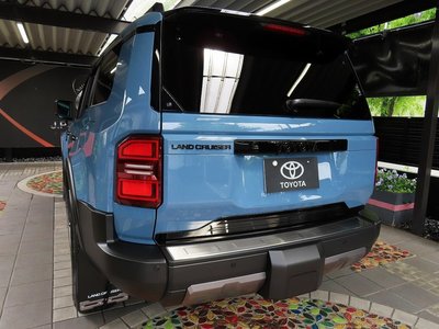 TOYOTA LAND CRUISER - 2