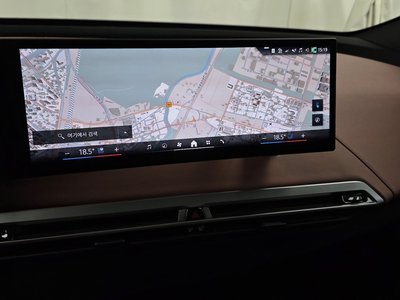 2025 BMW IX 缩略图 19