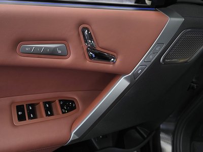 2025 BMW IX 缩略图 27