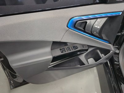2025 BMW X3 thumbnail 11