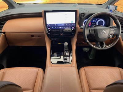 2023 Toyota VELLFIRE — фото 2