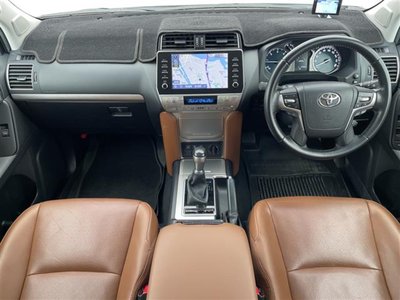TOYOTA LAND CRUISER PRADO - 2