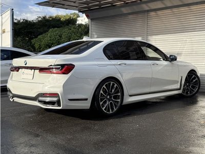 BMW 7 SERIES - 9