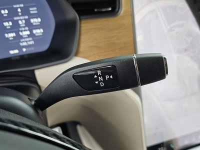 2019 Tesla MODEL X — фото 9