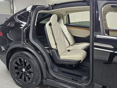 صورة مصغرة 12 لـ 2019 Tesla MODEL X