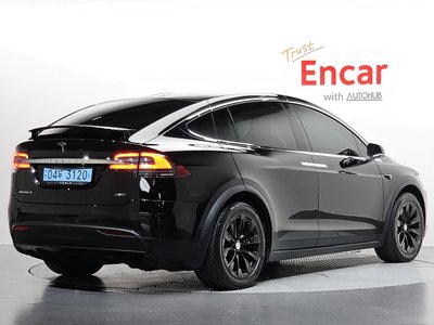 2019 Tesla MODEL X — фото 4