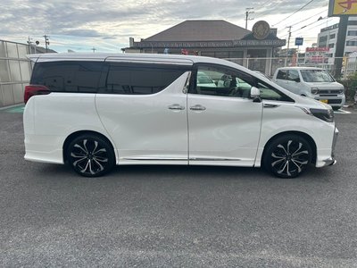 2023 Toyota ALPHARD 照片 4