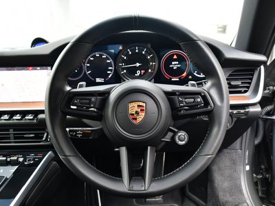 PORSCHE 911 - 4