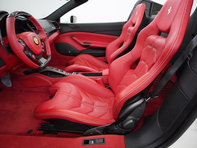 FERRARI 488 SPIDER - 2