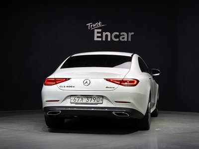 MERCEDES-BENZ CLS - 4