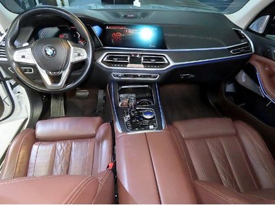 BMW X7 - 10