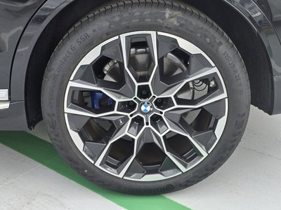 2025 BMW X7 photo 6