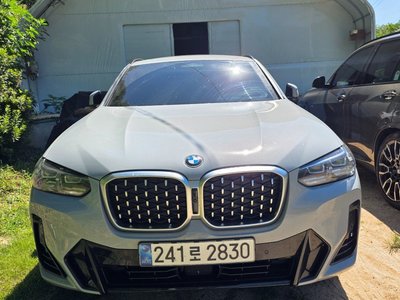 2025 BMW X4 照片 1