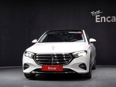 MERCEDES-BENZ E-CLASS - 2