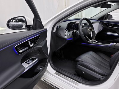 MERCEDES-BENZ E-CLASS - 10