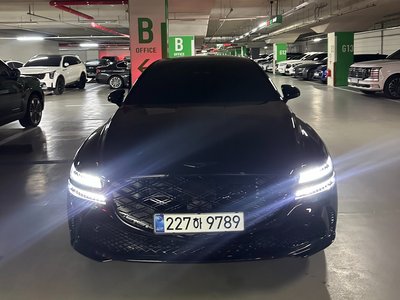 GENESIS G80 (RG3) - 1