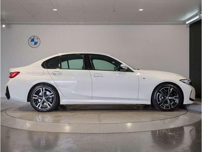 BMW 3 SERIES - 4