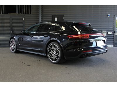 2020 Porsche PANAMERA 照片 3