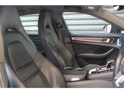2020 Porsche PANAMERA 缩略图 18