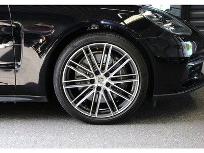 2020 Porsche PANAMERA 照片 8
