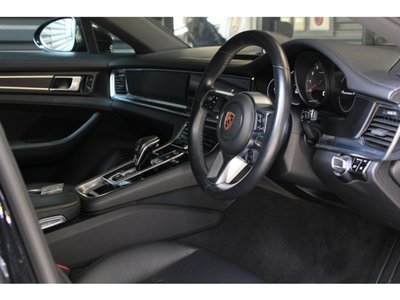 2020 Porsche PANAMERA 缩略图 12