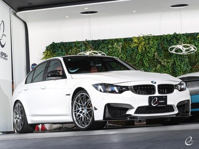 2018 BMW M3 SEDAN — миниатюра 18