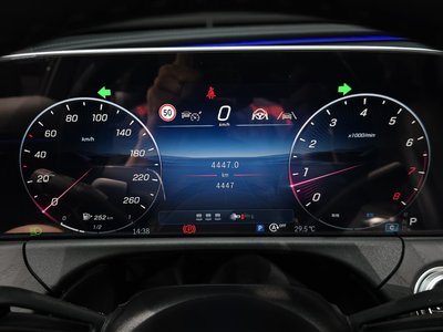 2025 Mercedes-BENZ E-CLASS thumbnail 11