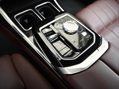 BMW 7 SERIES - 9