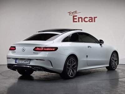 MERCEDES-BENZ E-CLASS - 3