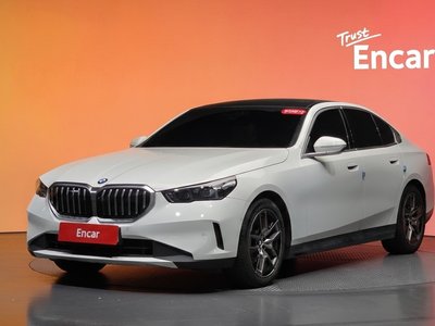 صورة 1 لـ 2024 BMW 5 SERIES