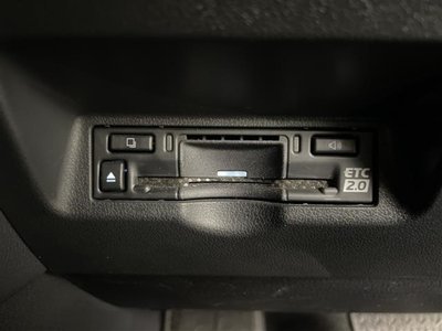 TOYOTA ALPHARD - 4