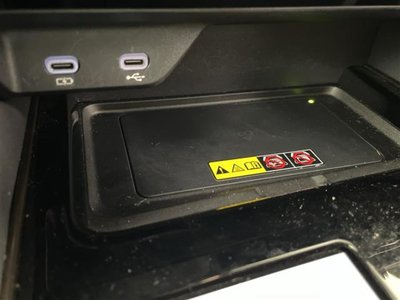 TOYOTA ALPHARD - 2
