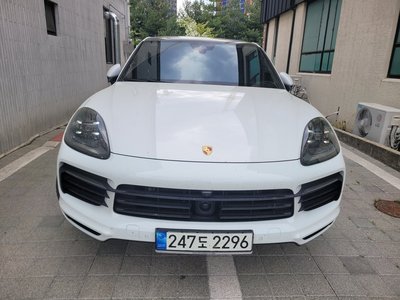 PORSCHE CAYENNE - 4