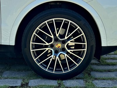 2022 Porsche CAYENNE 照片 10