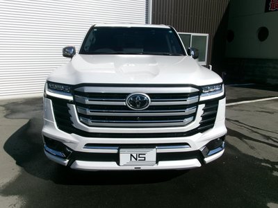 TOYOTA LAND CRUISER 300 - 2