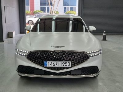 صورة 2 لـ 2023 Genesis G90 (RS4)