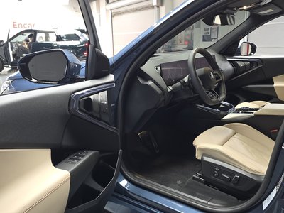 2025 BMW X3 photo 10