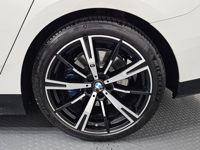 BMW 5 SERIES - 8