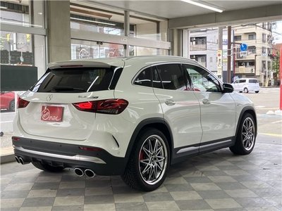 MERCEDES-BENZ GLA - 7