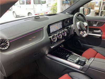 MERCEDES-BENZ GLA - 3