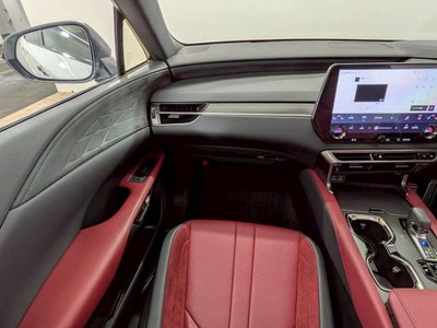 2023 Lexus RX — миниатюра 47