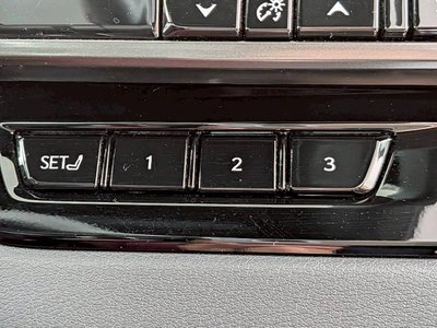 2023 Lexus RX — миниатюра 76
