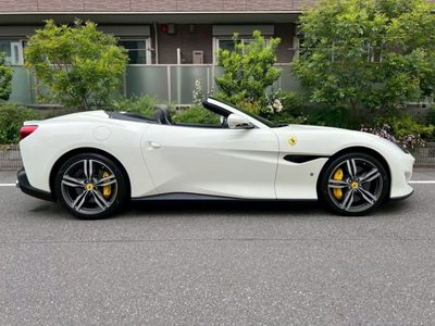 FERRARI PORTOFINO - 6