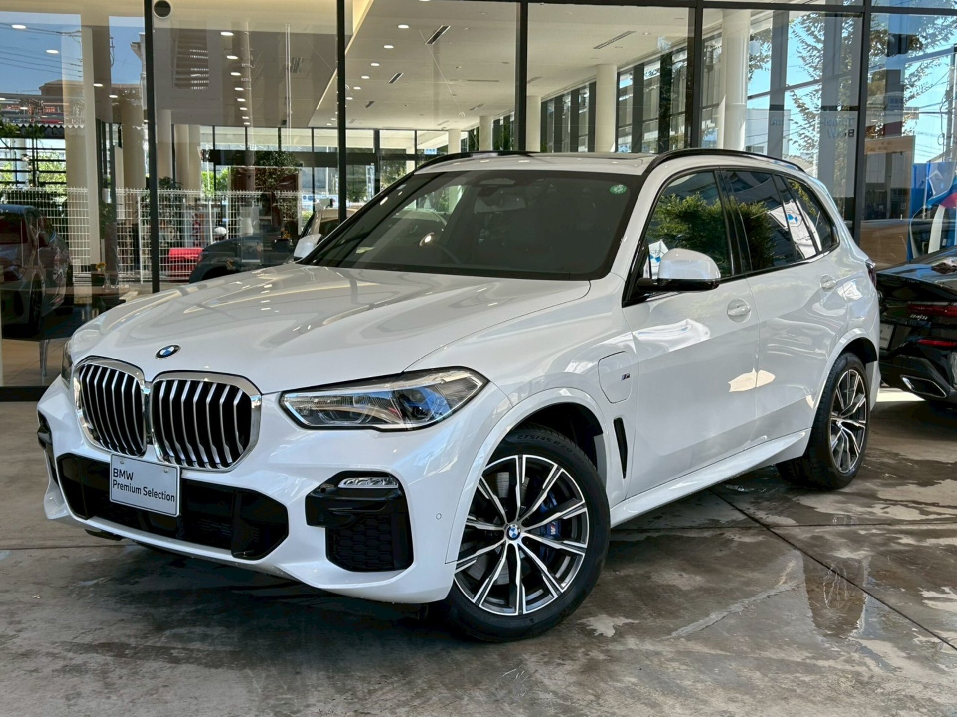 BMW X5 - View 1